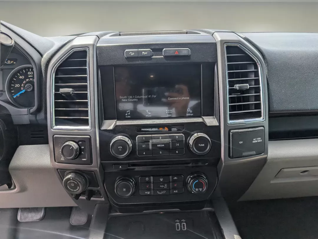 2016 Ford F-150 XLT (1FTEW1EG7GK) with an Twin Turbo Regular Unleaded V-6 3.5 L/213 engine, 6-Speed Automatic w/OD transmission, located at 804 22nd Ave, Phenix City, AL, 36870, (334) 297-1860, 32.484749, -85.024475 - 2016 Ford F-150 XLT - Photo#14