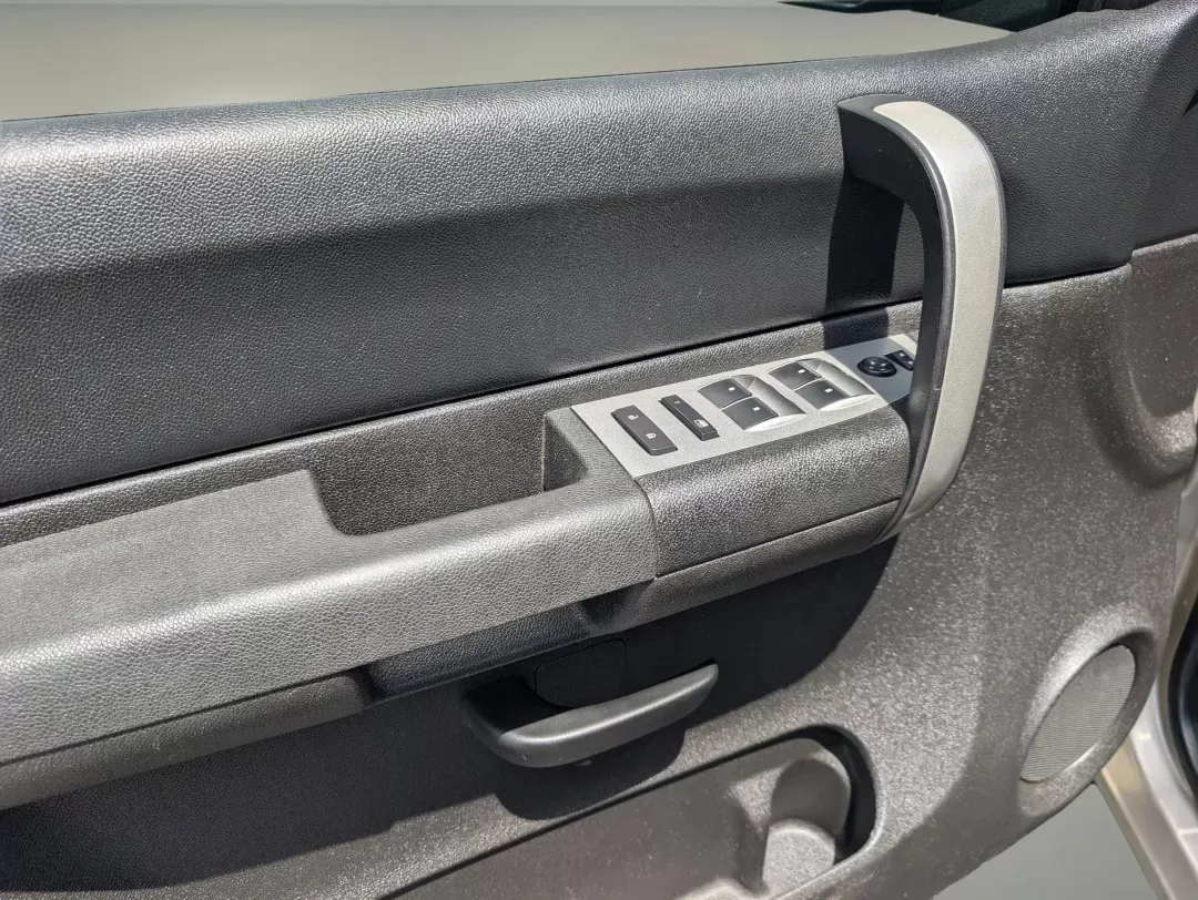 2008 /Ebony GMC Sierra 1500 SLE1 (3GTEC13J08G) with an Gas V8 5.3L/323 engine, 4-Speed Automatic w/OD transmission, located at 804 22nd Ave, Phenix City, AL, 36870, (334) 297-1860, 32.484749, -85.024475 - 2008 GMC Sierra 1500 SLE1 - Photo#8