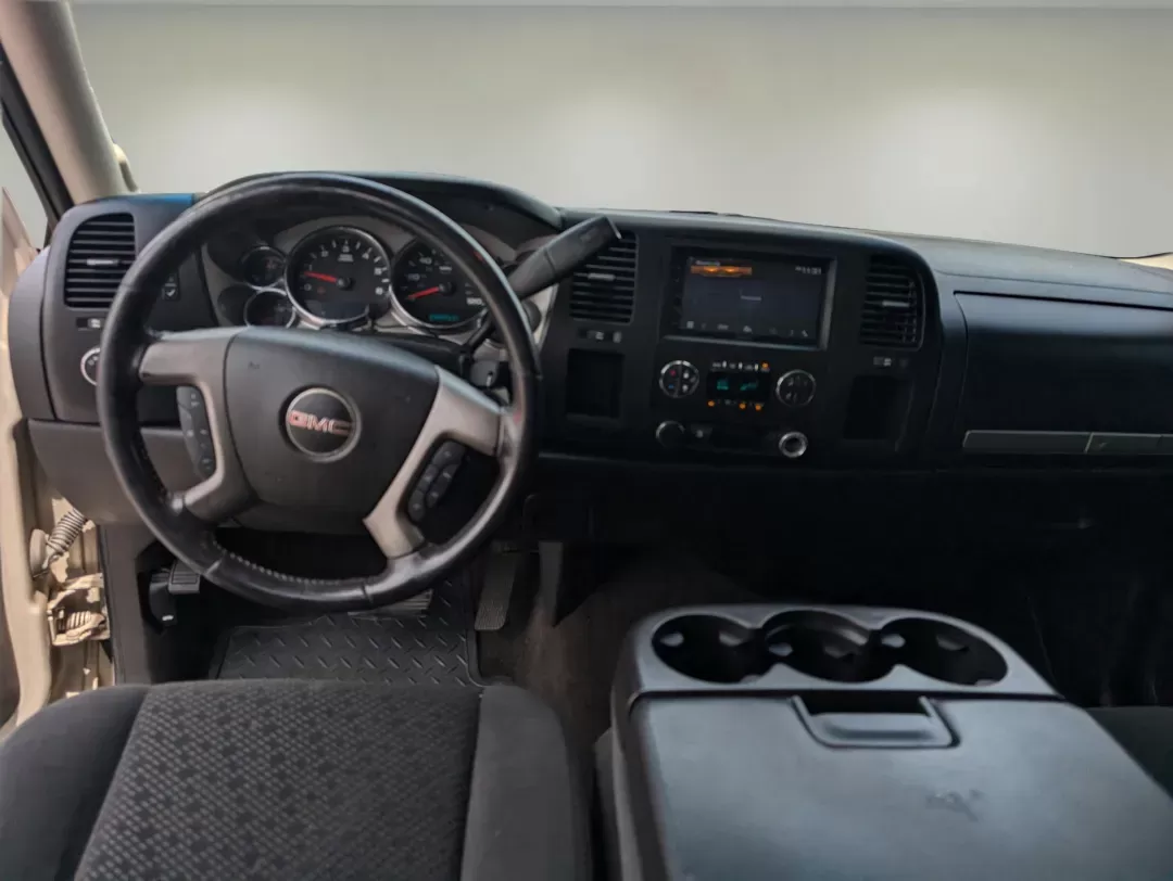 2008 /Ebony GMC Sierra 1500 SLE1 (3GTEC13J08G) with an Gas V8 5.3L/323 engine, 4-Speed Automatic w/OD transmission, located at 804 22nd Ave, Phenix City, AL, 36870, (334) 297-1860, 32.484749, -85.024475 - 2008 GMC Sierra 1500 SLE1 - Photo#12