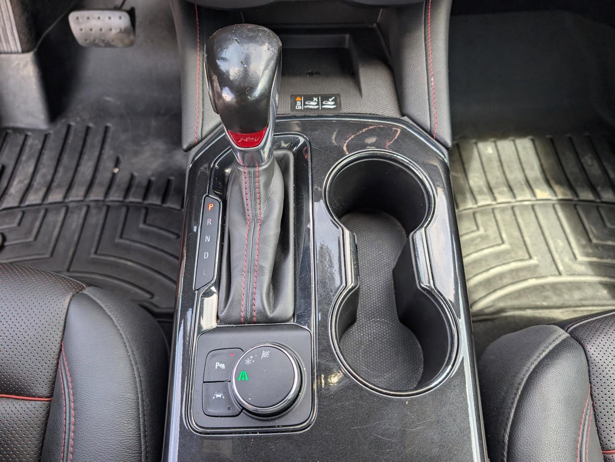 2019 /Jet Black Chevrolet Blazer RS (3GNKBERS0KS) with an Gas V6 3.6L/ engine, 9-Speed Automatic transmission, located at 3959 U.S. 80 W, Phenix City, AL, 36870, (334) 297-4885, 32.469296, -85.135185 - 2019 Chevrolet Blazer RS - Photo#13
