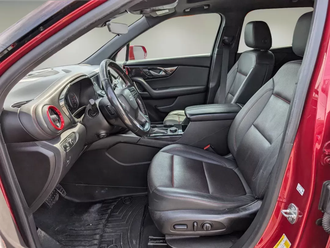 2019 /Jet Black Chevrolet Blazer RS (3GNKBERS0KS) with an Gas V6 3.6L/ engine, 9-Speed Automatic transmission, located at 804 22nd Ave, Phenix City, AL, 36870, (334) 297-1860, 32.484749, -85.024475 - 2019 Chevrolet Blazer RS - Photo#9