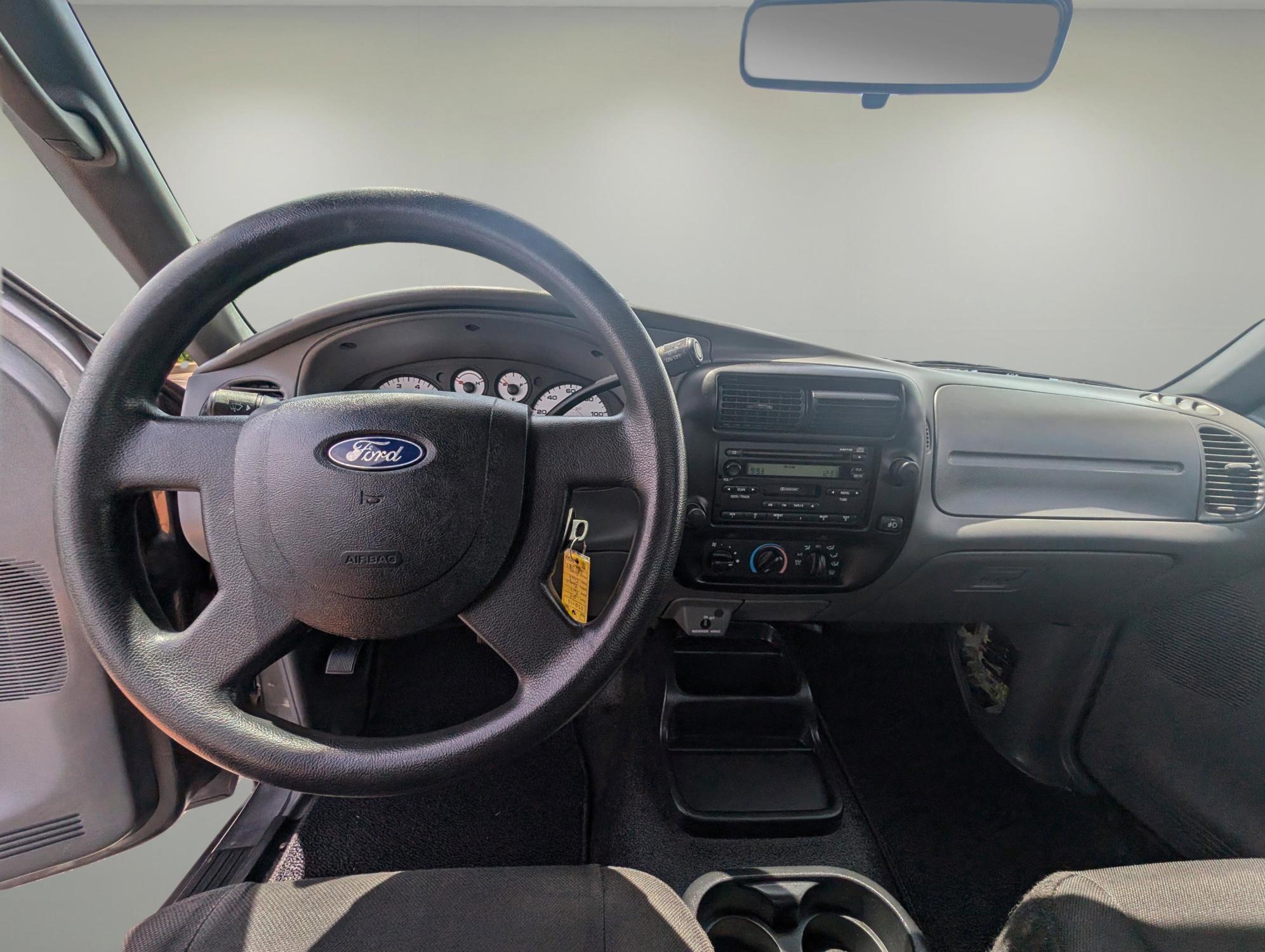 2005 Ford Ranger Edge (1FTYR10UX5P) with an Gas V6 3.0L/182 engine, located at 3959 U.S. 80 W, Phenix City, AL, 36870, (334) 297-4885, 32.469296, -85.135185 - 2005 Ford Ranger Edge - Photo#12