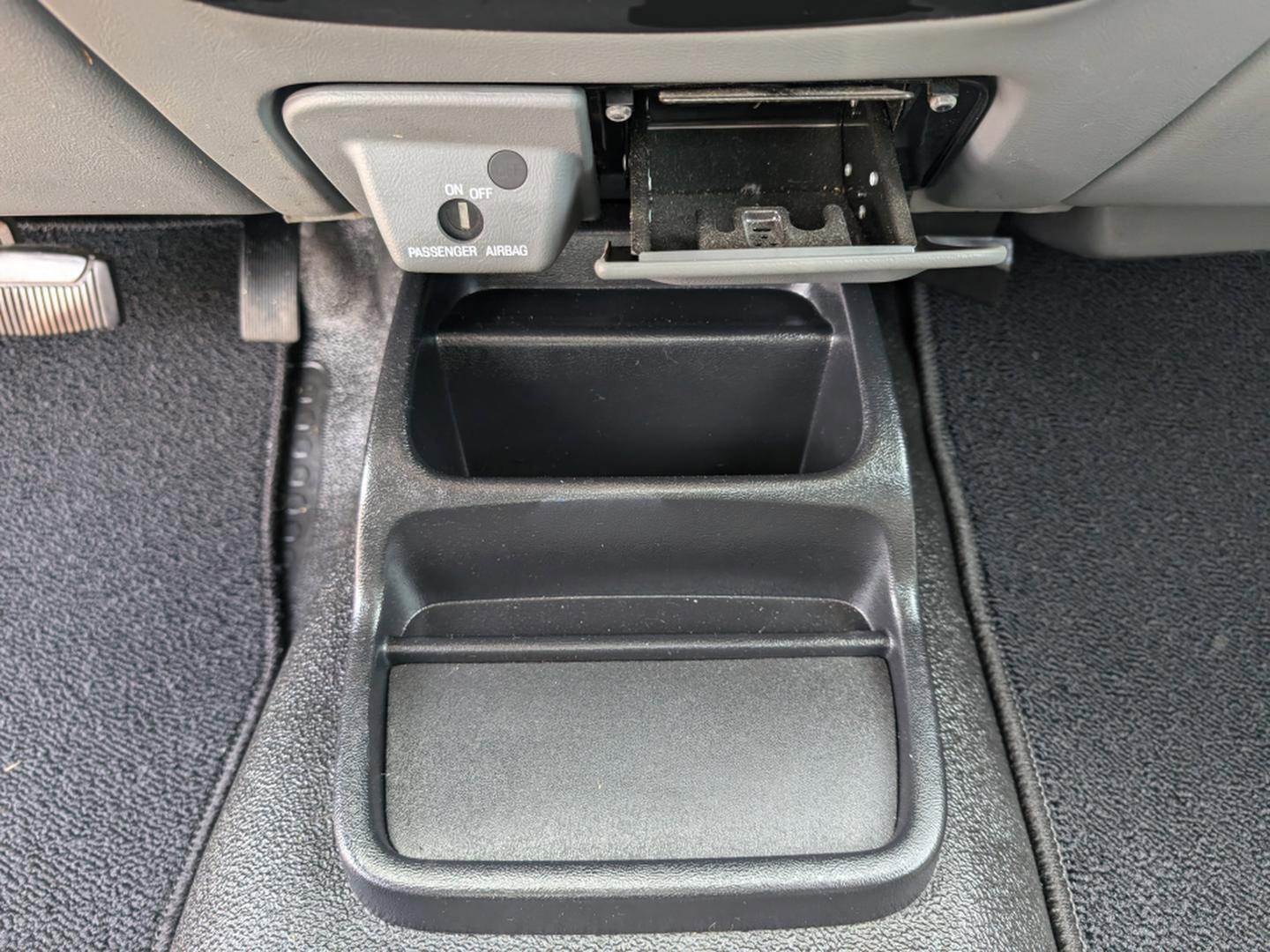 2005 Ford Ranger Edge (1FTYR10UX5P) with an Gas V6 3.0L/182 engine, located at 3959 U.S. 80 W, Phenix City, AL, 36870, (334) 297-4885, 32.469296, -85.135185 - 2005 Ford Ranger Edge - Photo#13