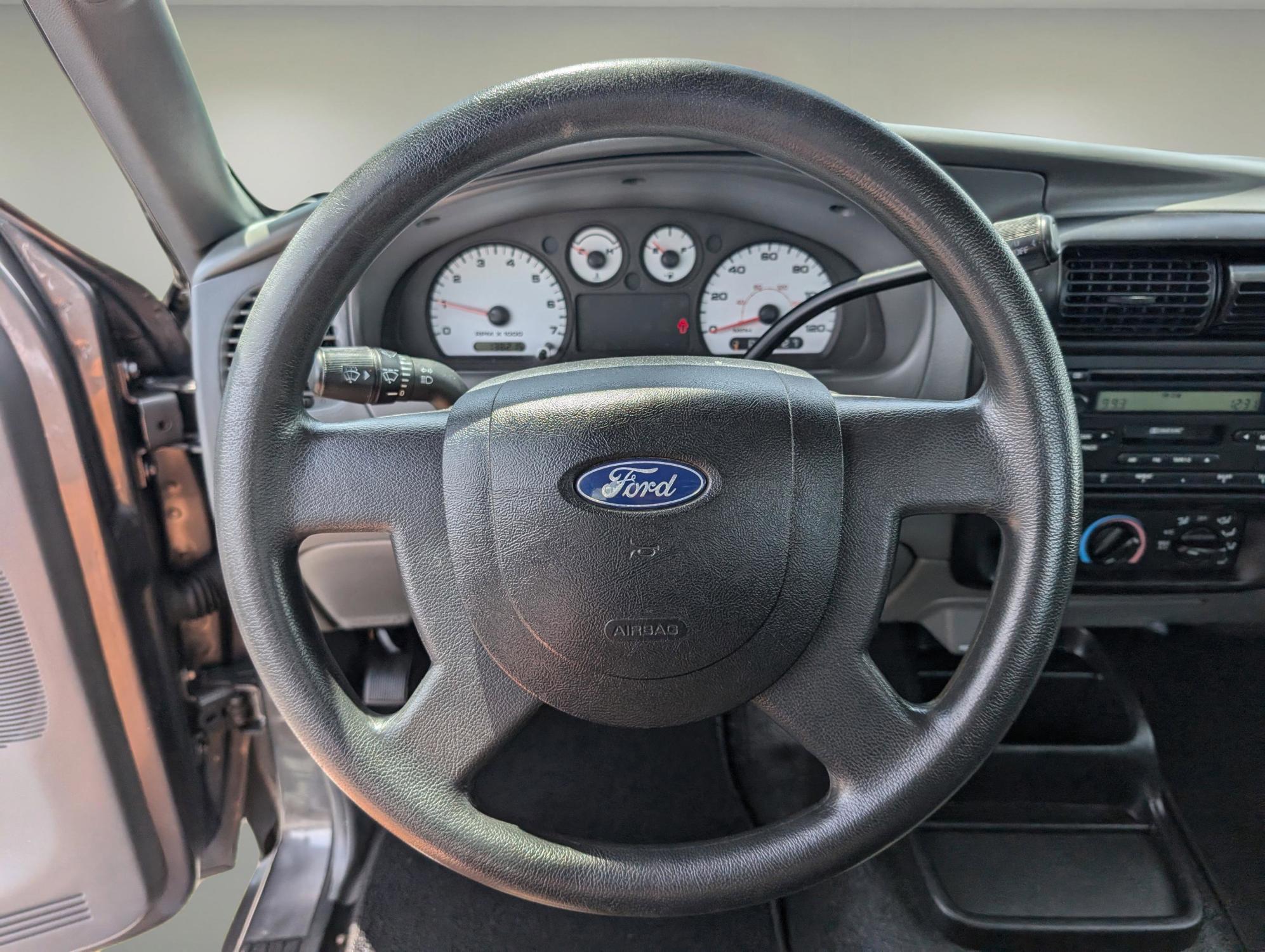 2005 Ford Ranger Edge (1FTYR10UX5P) with an Gas V6 3.0L/182 engine, located at 3959 U.S. 80 W, Phenix City, AL, 36870, (334) 297-4885, 32.469296, -85.135185 - 2005 Ford Ranger Edge - Photo#16