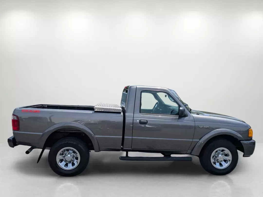 2005 Ford Ranger Edge (1FTYR10UX5P) with an Gas V6 3.0L/182 engine, located at 1430 Gateway Drive, Opelika, AL, 36801, (334) 239-0944, 32.637871, -85.409790 - 2005 Ford Ranger Edge - Photo#5