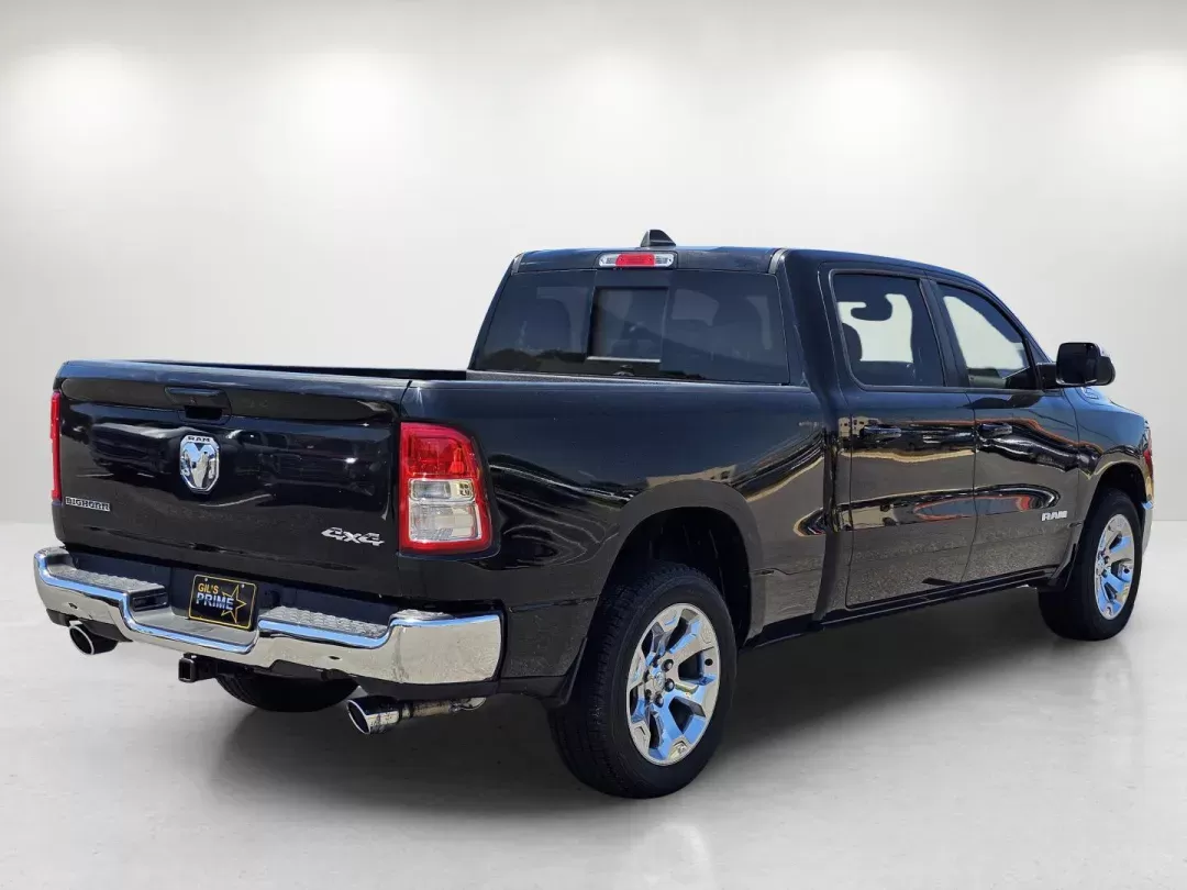 2021 /Black Ram 1500 Big Horn (1C6SRFMT4MN) with an Regular Unleaded V-8 5.7 L/345 engine, 8-Speed Automatic w/OD transmission, located at 521 Old Farm Lane Rd, Prattville, AL, 36066, (334) 325-1505, 32.482460, -86.416367 - 2021 Ram 1500 Big Horn - Photo#5