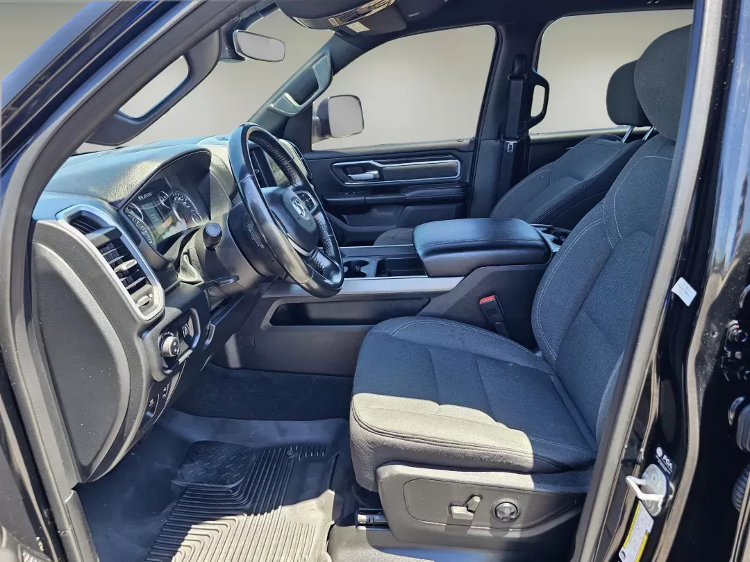 2021 /Black Ram 1500 Big Horn (1C6SRFMT4MN) with an Regular Unleaded V-8 5.7 L/345 engine, 8-Speed Automatic w/OD transmission, located at 521 Old Farm Lane Rd, Prattville, AL, 36066, (334) 325-1505, 32.482460, -86.416367 - 2021 Ram 1500 Big Horn - Photo#10