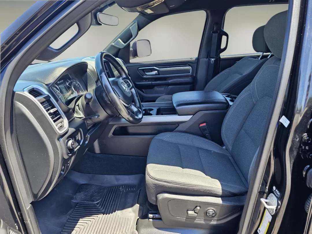 2021 /Black Ram 1500 Big Horn (1C6SRFMT4MN) with an Other engine, located at 3959 U.S. 80 W, Phenix City, AL, 36870, (334) 297-4885, 32.469296, -85.135185 - **The Ultimate Adventure Awaits You: 2021 Ram 1500 Big Horn Crew Cab Pickup at Gils Auto - Prattville!**<br /> <br /> If you're in the market for a rugged pickup that seamlessly blends comfort and performance, look no further than this stunning 2021 Ram 1500 Big Horn Crew Cab! This truck is not just - Photo#9