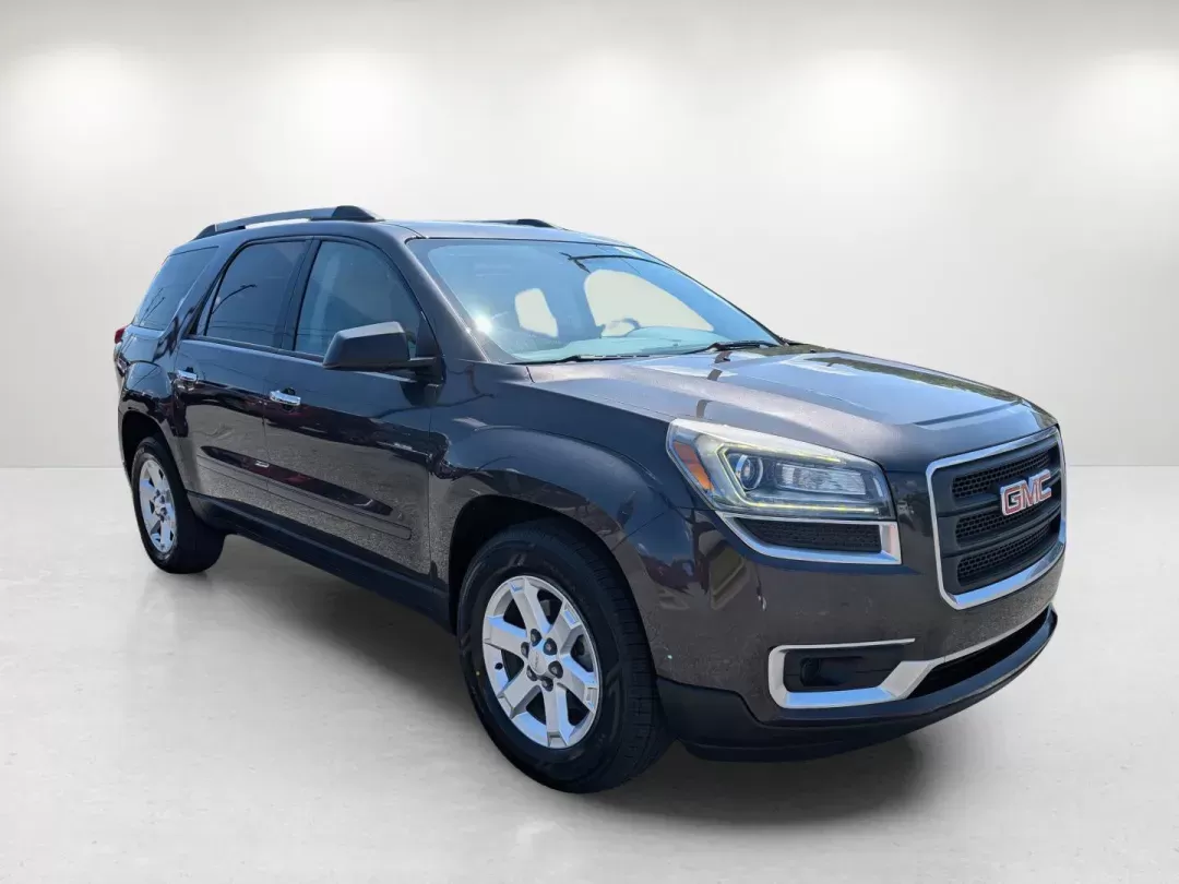 2014 /Light Titanium GMC Acadia SLE (1GKKRPKD6EJ) with an Gas V6 3.6L/220 engine, 6-Speed Automatic transmission, located at 5115 14th Ave., Columbus, GA, 31904, (706) 323-0345, 32.511494, -84.971046 - 2014 GMC Acadia SLE - Photo#2