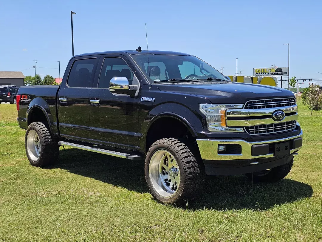 2018 Ford F-150 LARIAT (1FTEW1EG4JK) with an Twin Turbo Regular Unleaded V-6 3.5 L/213 engine, 10-Speed Automatic w/OD transmission, located at 521 Old Farm Lane Rd, Prattville, AL, 36066, (334) 325-1505, 32.482460, -86.416367 - 2018 Ford F-150 LARIAT - Photo#3