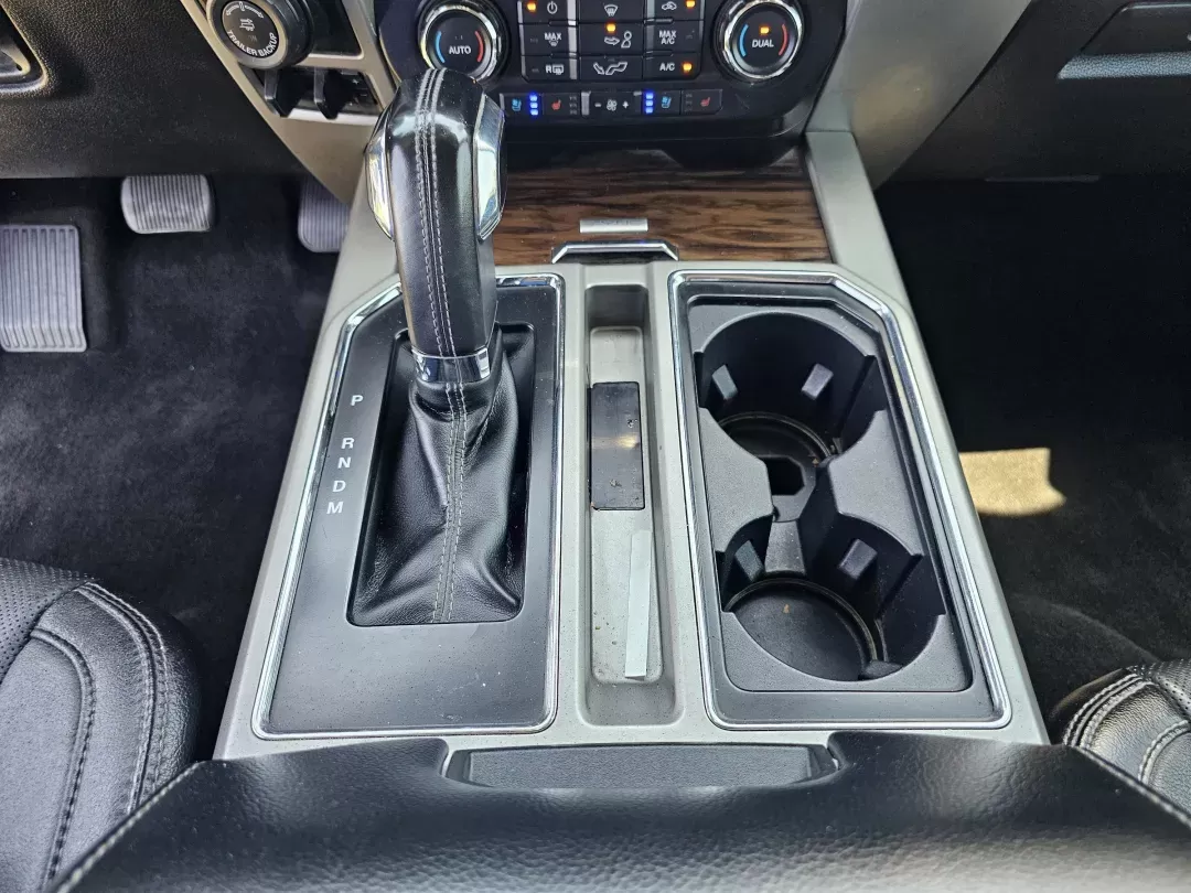2018 Ford F-150 LARIAT (1FTEW1EG4JK) with an Twin Turbo Regular Unleaded V-6 3.5 L/213 engine, 10-Speed Automatic w/OD transmission, located at 521 Old Farm Lane Rd, Prattville, AL, 36066, (334) 325-1505, 32.482460, -86.416367 - 2018 Ford F-150 LARIAT - Photo#13