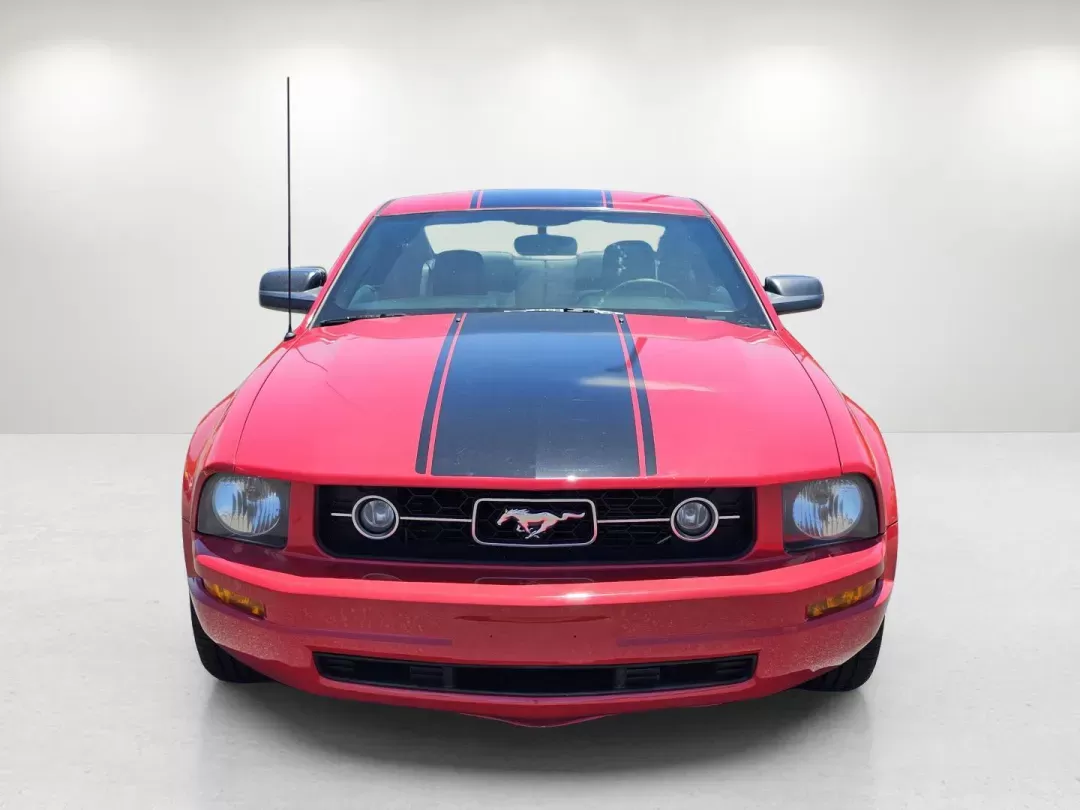 2008 Ford Mustang Deluxe (1ZVHT80N285) with an Gas V6 4.0L/244 engine, located at 521 Old Farm Lane Rd, Prattville, AL, 36066, (334) 325-1505, 32.482460, -86.416367 - 2008 Ford Mustang Deluxe - Photo#2