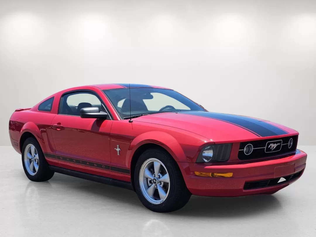 2008 Ford Mustang Deluxe (1ZVHT80N285) with an Other engine, located at 3959 U.S. 80 W, Phenix City, AL, 36870, (334) 297-4885, 32.469296, -85.135185 - **Unleash Your Inner Adventurer with the 2008 Ford Mustang Deluxe!**<br /> <br /> Are you ready to take your driving experience to the next level? The 2008 Ford Mustang Deluxe, available at Gils Auto in Prattville, AL, is not just a car; it's a lifestyle statement. Whether you're a weekend thrill-se - Photo#2