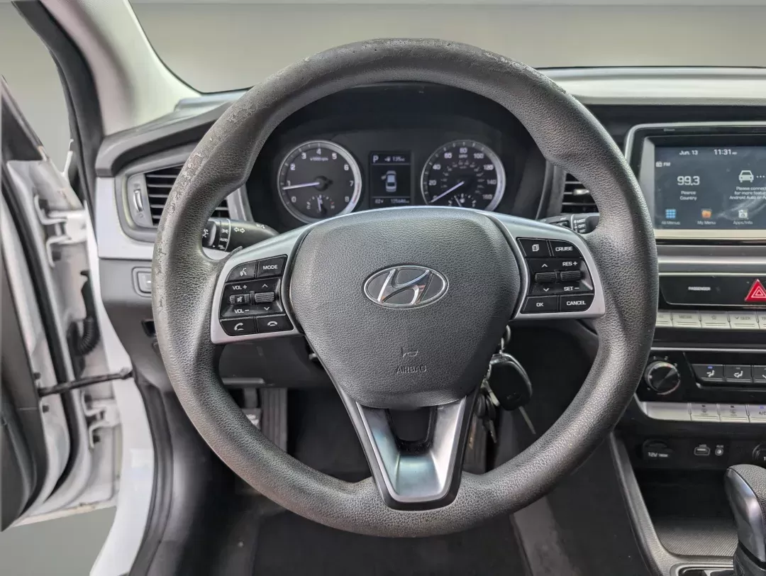 2019 /Black Hyundai Sonata SE (5NPE24AF9KH) with an Other engine, located at 5115 14th Ave., Columbus, GA, 31904, (706) 323-0345, 32.511494, -84.971046 - **Experience Your Next Adventure with the 2019 Hyundai Sonata SE from Gils Auto - Phenix City!**<br /> <br /> Imagine cruising down the streets of Phenix City, AL, with the windows down, music playing, and the sun shining on your Quartz White Pearl Hyundai Sonata. This stylish and reliable sedan is - Photo#15