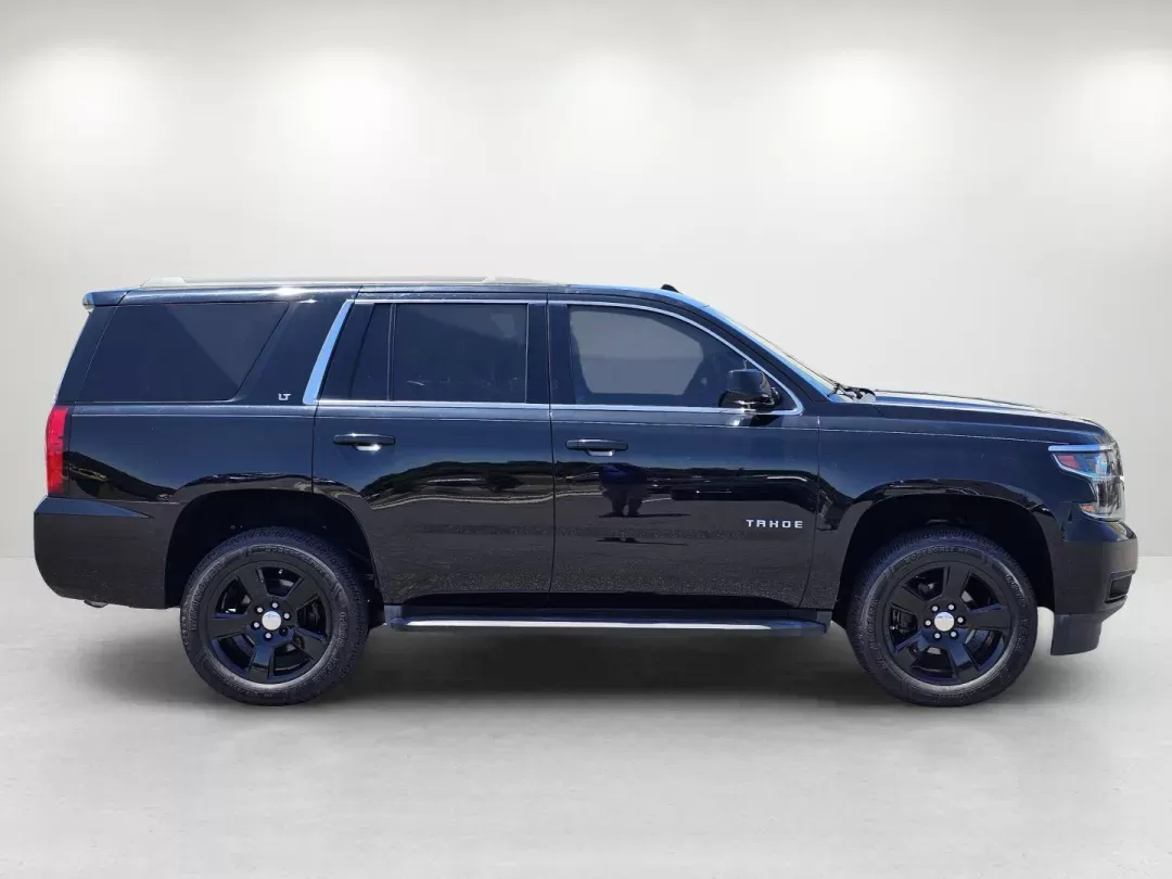 2016 /Jet Black Chevrolet Tahoe LT (1GNSCBKC4GR) with an Gas/Ethanol V8 5.3L/325 engine, 6-Speed Automatic transmission, located at 521 Old Farm Lane Rd, Prattville, AL, 36066, (334) 325-1505, 32.482460, -86.416367 - 2016 Chevrolet Tahoe LT - Photo#4