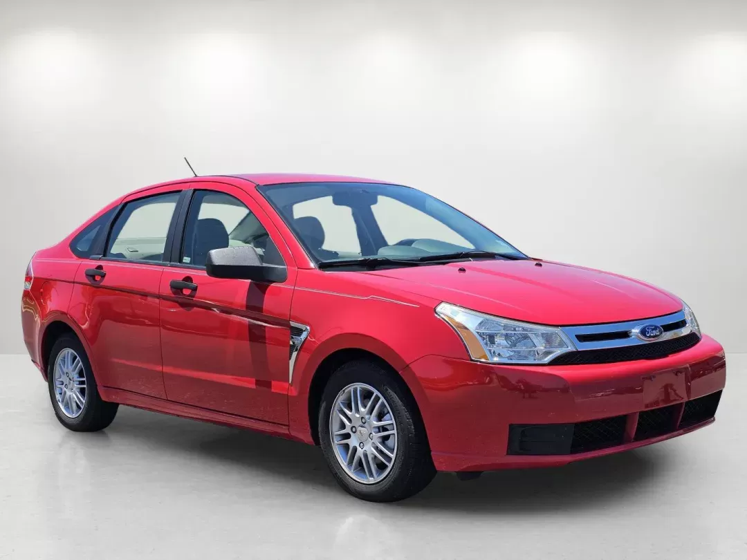 2008 /Medium Stone Ford Focus SE (1FAHP35N78W) with an Gas I4 2.0L/121 engine, located at 521 Old Farm Lane Rd, Prattville, AL, 36066, (334) 325-1505, 32.482460, -86.416367 - 2008 Ford Focus SE - Photo#3