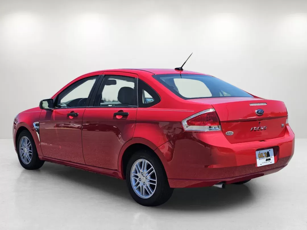 2008 /Medium Stone Ford Focus SE (1FAHP35N78W) with an Gas I4 2.0L/121 engine, located at 521 Old Farm Lane Rd, Prattville, AL, 36066, (334) 325-1505, 32.482460, -86.416367 - 2008 Ford Focus SE - Photo#7