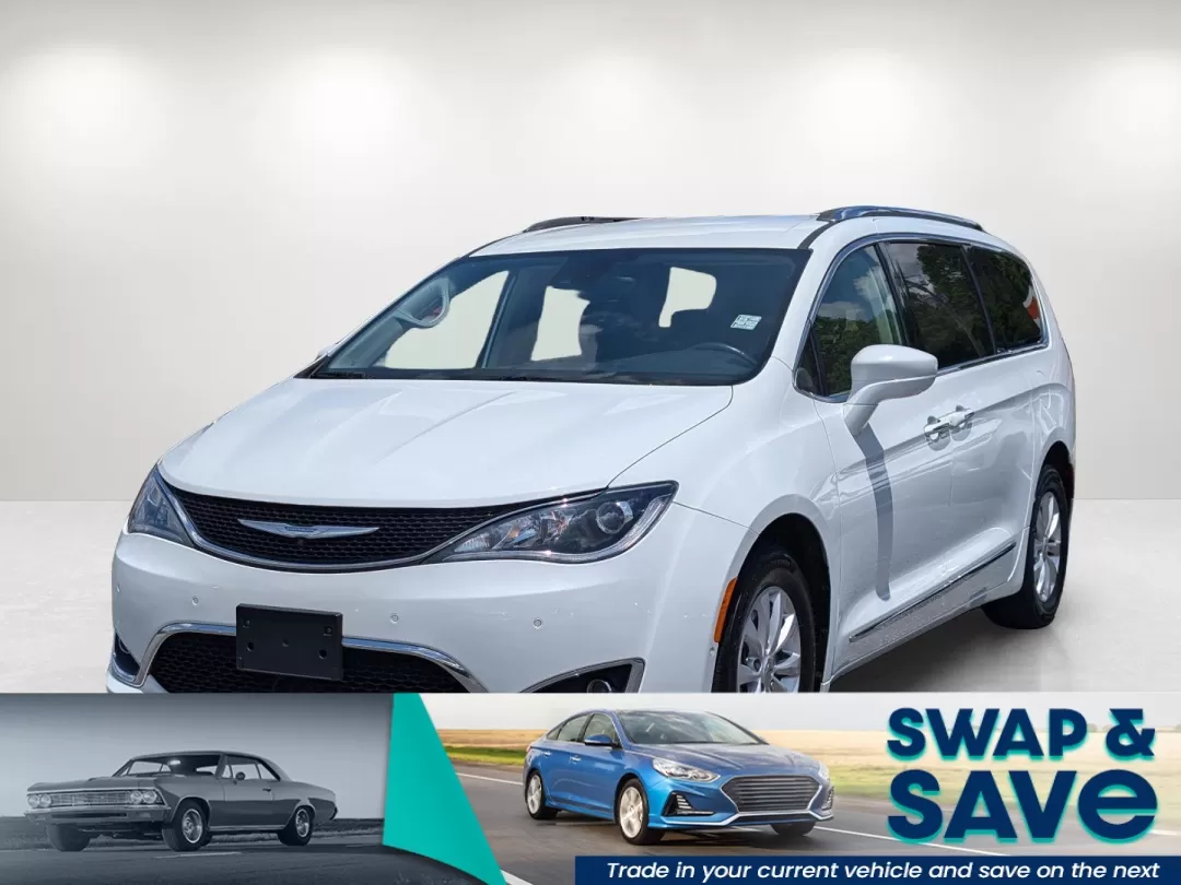 2018 /Black/Alloy Chrysler Pacifica Touring L (2C4RC1BG6JR) with an Other engine, located at 3959 U.S. 80 W, Phenix City, AL, 36870, (334) 297-4885, 32.469296, -85.135185 - **Experience the Ultimate Family Adventure in a 2018 Chrysler Pacifica!**<br /> <br /> Discover the ideal vehicle for family road trips and everyday adventures at Gils Auto - Opelika! Located conveniently in Opelika, AL, at 1430 Gateway Drive, our Buy Here Pay Here dealership offers guaranteed appro - Photo#0