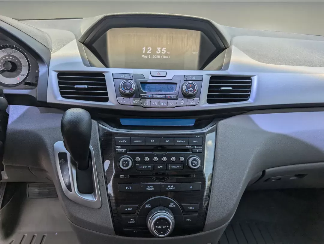 2012 Honda Odyssey Touring (5FNRL5H92CB) with an Gas V6 3.5L/212 engine, 6-Speed Automatic transmission, located at 3959 U.S. 80 W, Phenix City, AL, 36870, (334) 297-4885, 32.469296, -85.135185 - 2012 Honda Odyssey Touring - Photo#15