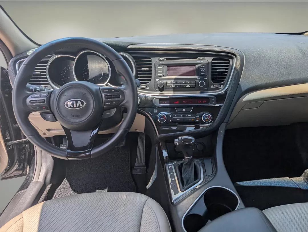 2014 /Beige Kia Optima EX (5XXGN4A73EG) with an Regular Unleaded I-4 2.4 L/144 engine, 6-Speed Automatic w/OD transmission, located at 804 22nd Ave, Phenix City, AL, 36870, (334) 297-1860, 32.484749, -85.024475 - 2014 Kia Optima EX - Photo#11