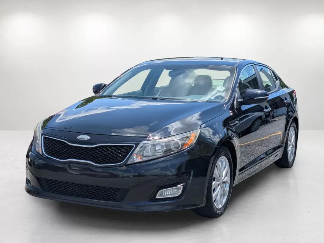 2014 /Beige Kia Optima EX (5XXGN4A73EG) with an Other engine, located at 5115 14th Ave., Columbus, GA, 31904, (706) 323-0345, 32.511494, -84.971046 - Elevate your driving experience with the stunning 2014 Kia Optima EX, now available at Gils Auto - Columbus, located at 5115 14th Ave., Columbus, GA 31904. This exceptional sedan is not only an eye-catcher with its sleek Ebony Black exterior and sophisticated beige leather interior, but it also offe - Photo#0