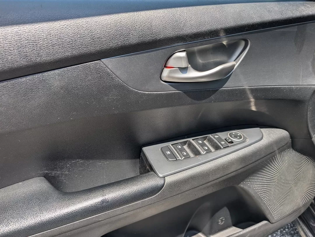 2020 /Black Kia Forte LXS (3KPF24AD6LE) with an Other engine, located at 3959 U.S. 80 W, Phenix City, AL, 36870, (334) 297-4885, 32.469296, -85.135185 - 2020 Kia Forte LXS - Photo#9