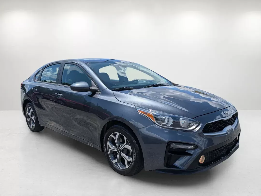 2020 /Black Kia Forte LXS (3KPF24AD6LE) with an Regular Unleaded I-4 2.0 L/122 engine, 1-Speed CVT w/OD transmission, located at 3959 U.S. 80 W, Phenix City, AL, 36870, (334) 297-4885, 32.469296, -85.135185 - 2020 Kia Forte LXS - Photo#2