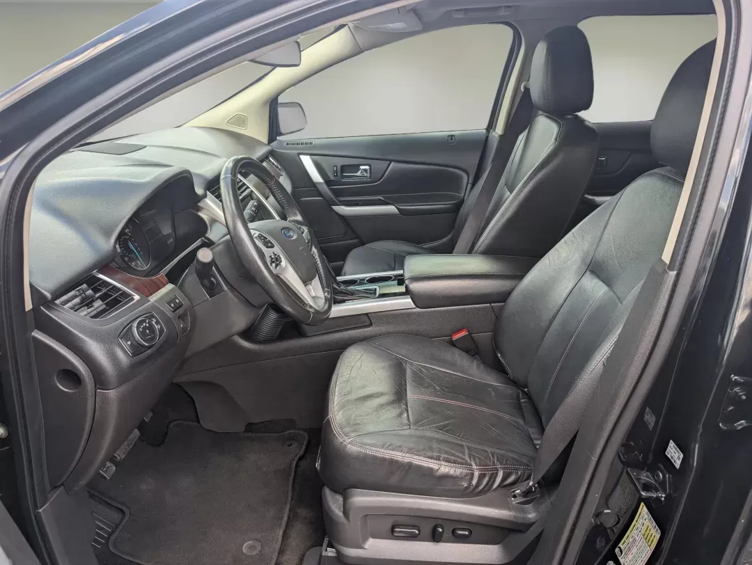 2013 Ford Edge Limited (2FMDK3KC9DB) with an Gas V6 3.5L/213 engine, 6-Speed Automatic w/manual shift transmission, located at 3959 U.S. 80 W, Phenix City, AL, 36870, (334) 297-4885, 32.469296, -85.135185 - 2013 Ford Edge Limited - Photo#9