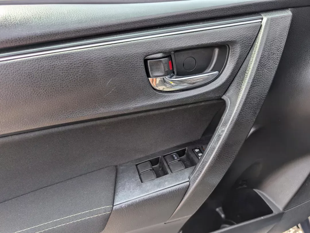 2019 Toyota Corolla L (5YFBURHE7KP) with an Regular Unleaded I-4 1.8 L/110 engine, 1-Speed CVT w/OD transmission, located at 5115 14th Ave., Columbus, GA, 31904, (706) 323-0345, 32.511494, -84.971046 - 2019 Toyota Corolla L - Photo#8