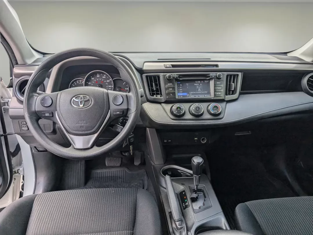 2016 Toyota RAV4 LE (2T3BFREV0GW) with an Regular Unleaded I-4 2.5 L/152 engine, 6-Speed Automatic w/OD transmission, located at 7000 Northlake Connector, Columbus, GA, 31904, (706) 987-8085, 32.524975, -84.978134 - 2016 Toyota RAV4 LE - Photo#11