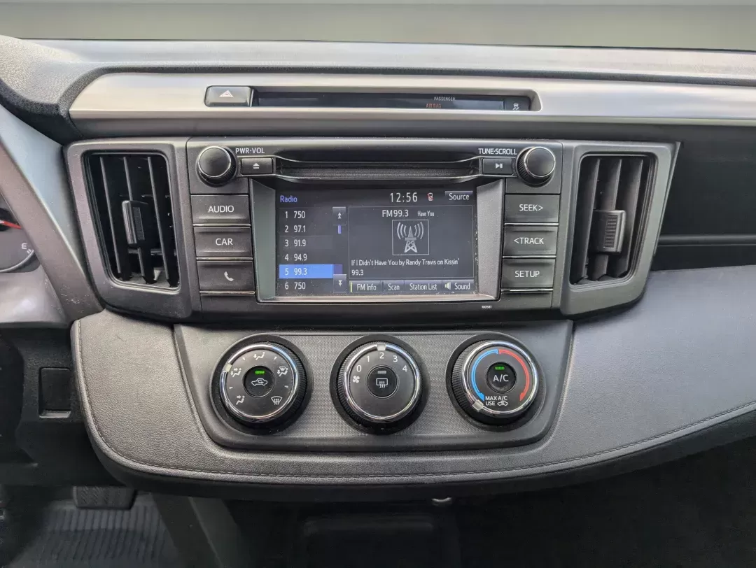 2016 Toyota RAV4 LE (2T3BFREV0GW) with an Regular Unleaded I-4 2.5 L/152 engine, 6-Speed Automatic w/OD transmission, located at 7000 Northlake Connector, Columbus, GA, 31904, (706) 987-8085, 32.524975, -84.978134 - 2016 Toyota RAV4 LE - Photo#14