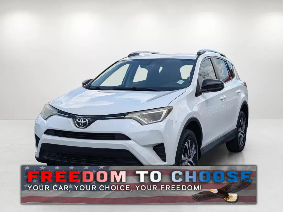 photo of 2016 Toyota RAV4 LE