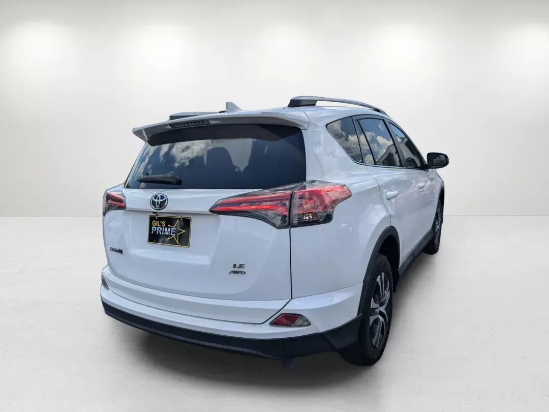 2016 Toyota RAV4 LE (2T3BFREV0GW) with an Other engine, located at 5115 14th Ave., Columbus, GA, 31904, (706) 323-0345, 32.511494, -84.971046 - **Adventure Awaits with the 2016 Toyota RAV4 LE Your Perfect SUV for Family Outings and Weekend Getaways!**<br /> <br /> Are you in search of a reliable vehicle that can handle your busy lifestyle while keeping comfort and safety in mind? Look no further than the 2016 Toyota RAV4 LE, available now - Photo#4