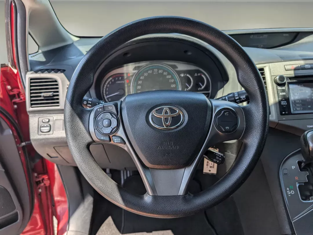 2013 Toyota Venza LE (4T3ZA3BB9DU) with an Gas I4 2.7L/163 engine, 6-Speed Automatic transmission, located at 7000 Northlake Connector, Columbus, GA, 31904, (706) 987-8085, 32.524975, -84.978134 - 2013 Toyota Venza LE - Photo#15