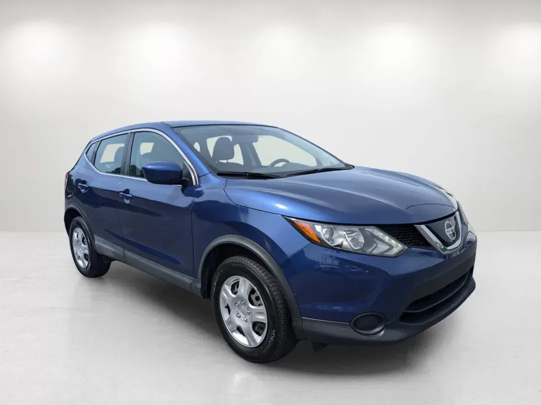 2019 /Charcoal Nissan Rogue Sport S (JN1BJ1CP0KW) with an Regular Unleaded I-4 2.0 L/122 engine, 1-Speed CVT w/OD transmission, located at 521 Old Farm Lane Rd, Prattville, AL, 36066, (334) 325-1505, 32.482460, -86.416367 - 2019 Nissan Rogue Sport S - Photo#2
