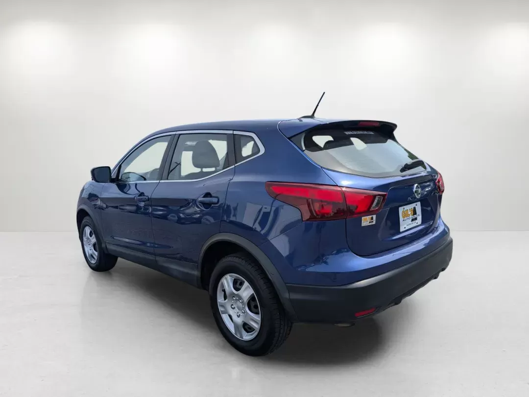 2019 /Charcoal Nissan Rogue Sport S (JN1BJ1CP0KW) with an Regular Unleaded I-4 2.0 L/122 engine, 1-Speed CVT w/OD transmission, located at 521 Old Farm Lane Rd, Prattville, AL, 36066, (334) 325-1505, 32.482460, -86.416367 - 2019 Nissan Rogue Sport S - Photo#6
