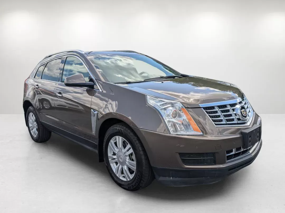 2015 /Shale w/Brownstone accents Cadillac SRX Luxury Collection (3GYFNBE33FS) with an Gas V6 3.6L/217 engine, 6-Speed Automatic w/Manual Shift transmission, located at 7000 Northlake Connector, Columbus, GA, 31904, (706) 987-8085, 32.524975, -84.978134 - 2015 Cadillac SRX Luxury Collection - Photo#1