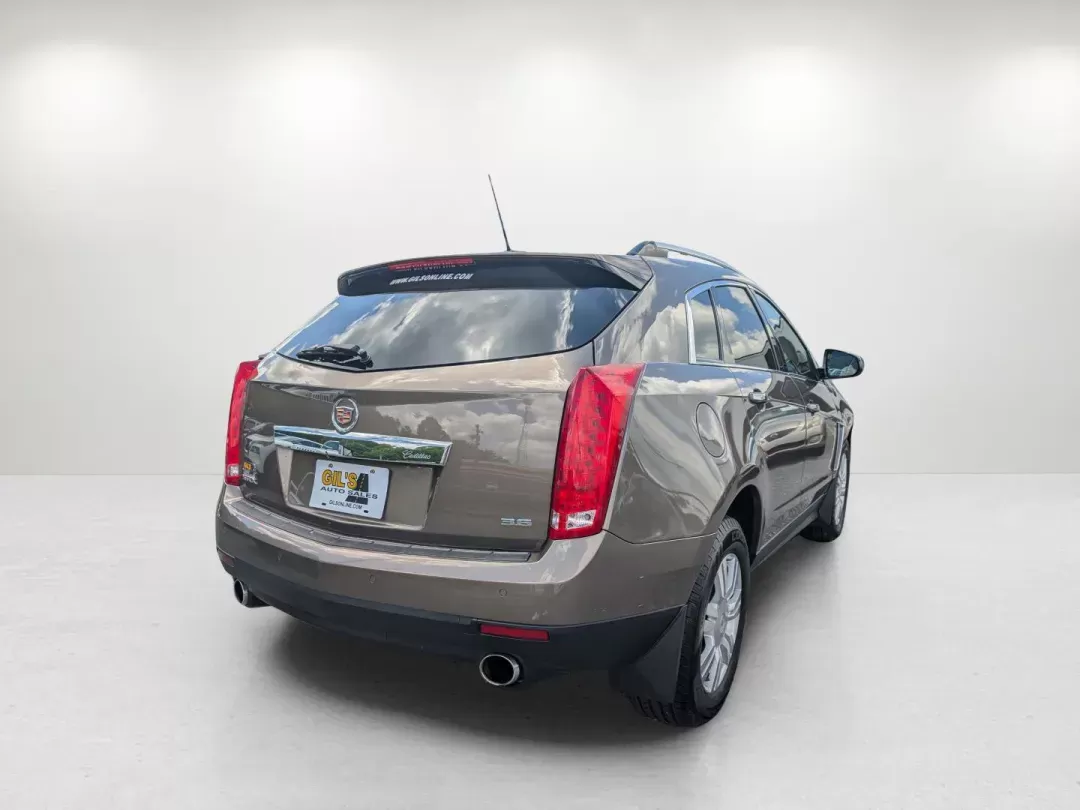 2015 /Shale w/Brownstone accents Cadillac SRX Luxury Collection (3GYFNBE33FS) with an Gas V6 3.6L/217 engine, 6-Speed Automatic w/Manual Shift transmission, located at 7000 Northlake Connector, Columbus, GA, 31904, (706) 987-8085, 32.524975, -84.978134 - 2015 Cadillac SRX Luxury Collection - Photo#3