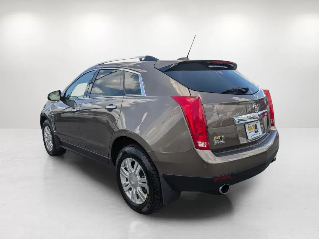 2015 /Shale w/Brownstone accents Cadillac SRX Luxury Collection (3GYFNBE33FS) with an Gas V6 3.6L/217 engine, 6-Speed Automatic w/Manual Shift transmission, located at 7000 Northlake Connector, Columbus, GA, 31904, (706) 987-8085, 32.524975, -84.978134 - 2015 Cadillac SRX Luxury Collection - Photo#5