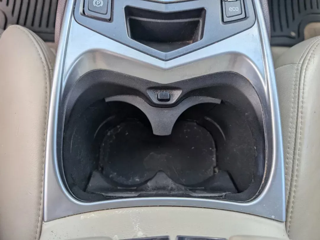 2015 /Shale w/Brownstone accents Cadillac SRX Luxury Collection (3GYFNBE33FS) with an Gas V6 3.6L/217 engine, 6-Speed Automatic w/Manual Shift transmission, located at 7000 Northlake Connector, Columbus, GA, 31904, (706) 987-8085, 32.524975, -84.978134 - 2015 Cadillac SRX Luxury Collection - Photo#11