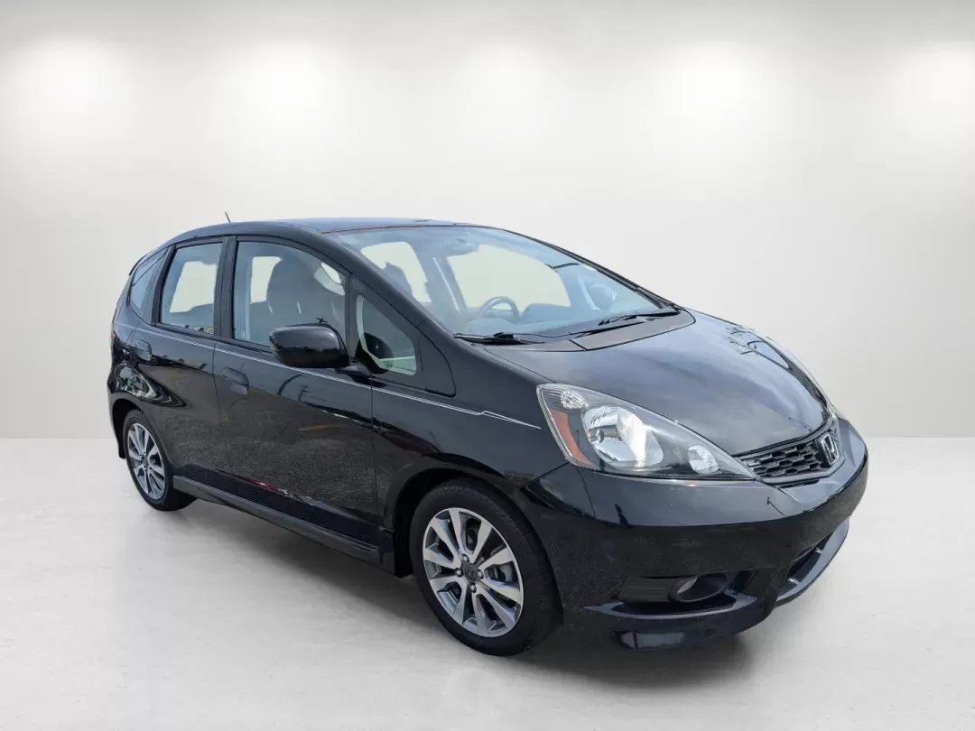 2012 Honda Fit Sport (JHMGE8H57CC) with an Gas I4 1.5L/91 engine, 5-Speed Automatic transmission, located at 7000 Northlake Connector, Columbus, GA, 31904, (706) 987-8085, 32.524975, -84.978134 - 2012 Honda Fit Sport - Photo#2