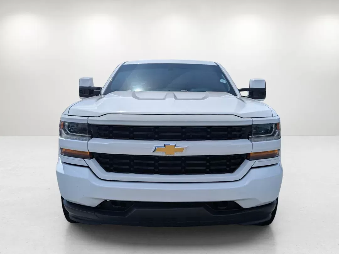 2017 /Dark Ash with Jet Black Interior Accents Chevrolet Silverado 1500 Custom (1GCRCPEC0HZ) with an Gas V8 5.3L/325 engine, 6-Speed Automatic transmission, located at 3959 U.S. 80 W, Phenix City, AL, 36870, (334) 297-4885, 32.469296, -85.135185 - 2017 Chevrolet Silverado 1500 Custom - Photo#2