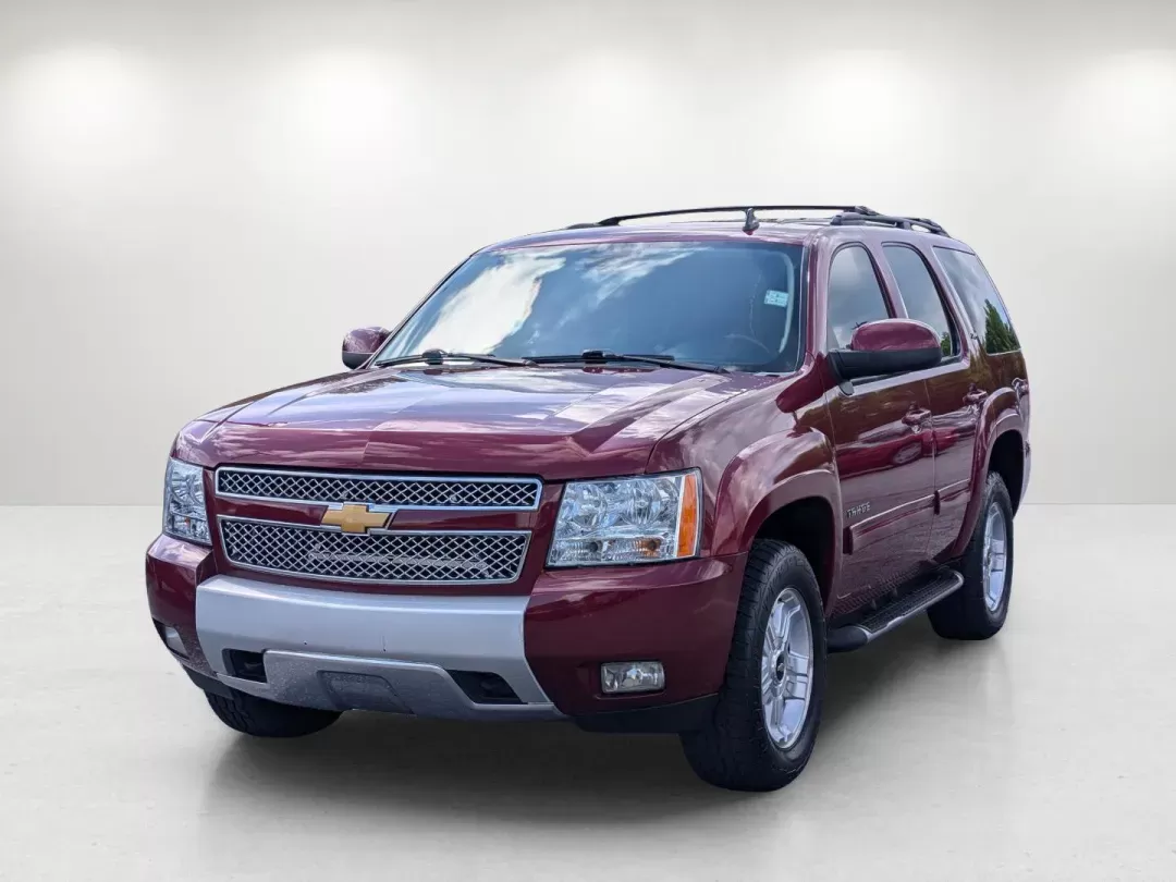 2010 /Ebony Chevrolet Tahoe LT (1GNUKBE04AR) with an Gas/Ethanol V8 5.3L/323 engine, 6-Speed Automatic w/OD transmission, located at 3959 U.S. 80 W, Phenix City, AL, 36870, (334) 297-4885, 32.469296, -85.135185 - 2010 Chevrolet Tahoe LT - Photo#1