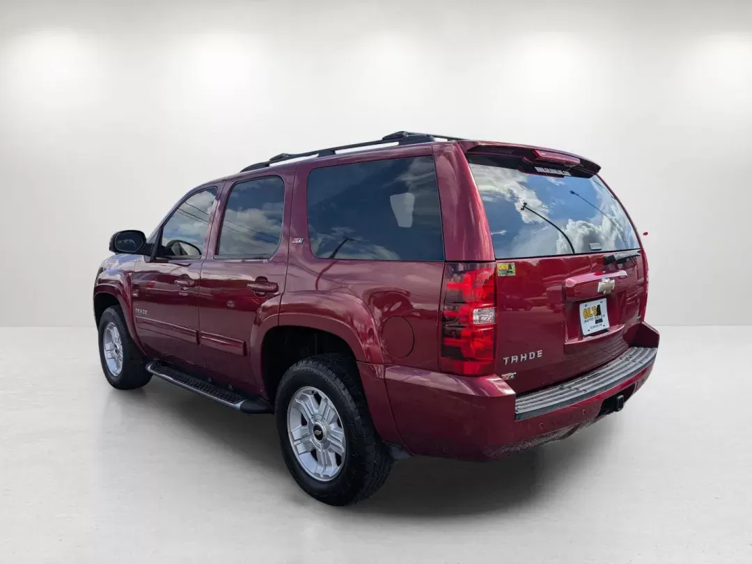 2010 /Ebony Chevrolet Tahoe LT (1GNUKBE04AR) with an Gas/Ethanol V8 5.3L/323 engine, 6-Speed Automatic w/OD transmission, located at 3959 U.S. 80 W, Phenix City, AL, 36870, (334) 297-4885, 32.469296, -85.135185 - 2010 Chevrolet Tahoe LT - Photo#7