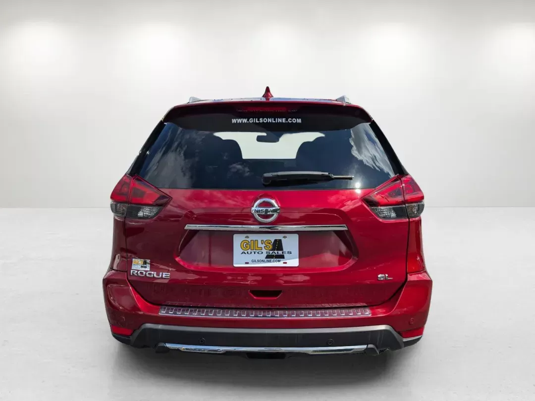 2020 /Charcoal Nissan Rogue SL (5N1AT2MT1LC) with an Regular Unleaded I-4 2.5 L/152 engine, 1-Speed CVT w/OD transmission, located at 7000 Northlake Connector, Columbus, GA, 31904, (706) 987-8085, 32.524975, -84.978134 - 2020 Nissan Rogue SL - Photo#5