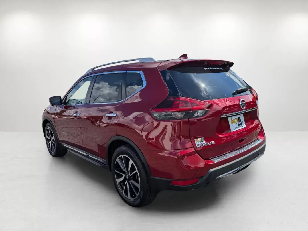 2020 /Charcoal Nissan Rogue SL (5N1AT2MT1LC) with an Regular Unleaded I-4 2.5 L/152 engine, 1-Speed CVT w/OD transmission, located at 7000 Northlake Connector, Columbus, GA, 31904, (706) 987-8085, 32.524975, -84.978134 - 2020 Nissan Rogue SL - Photo#6