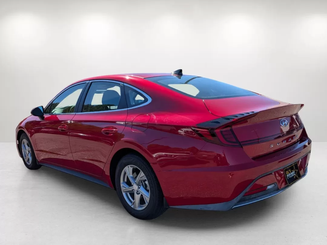 2022 /Black Hyundai Sonata SE (5NPEG4JA9NH) with an Other engine, located at 1430 Gateway Drive, Opelika, AL, 36801, (334) 239-0944, 32.637871, -85.409790 - Discover the perfect blend of style, performance, and safety with the 2022 Hyundai Sonata SE, now available at Gils Auto - Phenix City #2. Located in the heart of Phenix City, AL, at 804 22nd Ave, our Buy Here Pay Here dealership specializes in making car ownership accessible for everyone, including - Photo#6