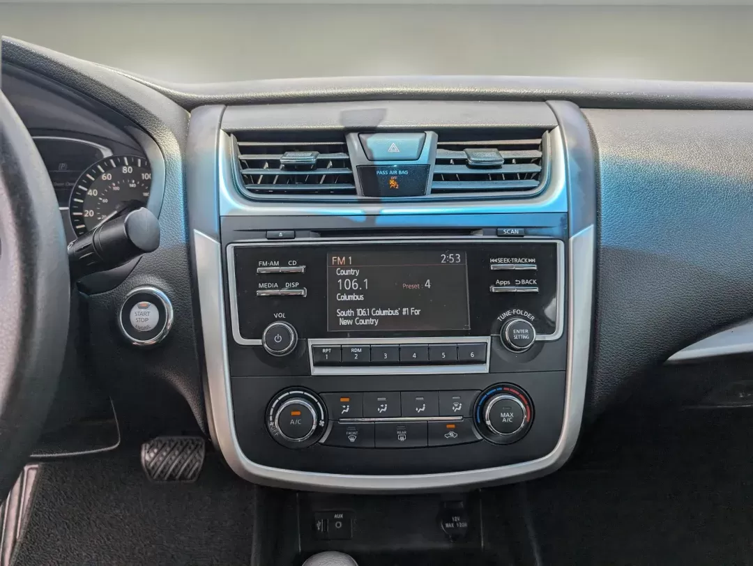 2016 /Charcoal Nissan Altima 2.5 SR (1N4AL3AP5GC) with an Regular Unleaded I-4 2.5 L/152 engine, 1-Speed CVT w/OD transmission, located at 3959 U.S. 80 W, Phenix City, AL, 36870, (334) 297-4885, 32.469296, -85.135185 - 2016 Nissan Altima 2.5 SR - Photo#15