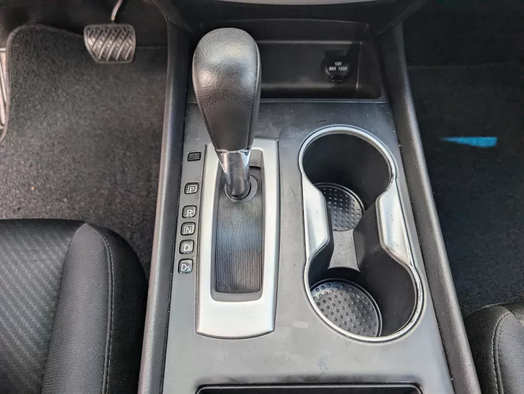 2016 /Charcoal Nissan Altima 2.5 SR (1N4AL3AP5GC) with an Regular Unleaded I-4 2.5 L/152 engine, 1-Speed CVT w/OD transmission, located at 7000 Northlake Connector, Columbus, GA, 31904, (706) 987-8085, 32.524975, -84.978134 - 2016 Nissan Altima 2.5 SR - Photo#12