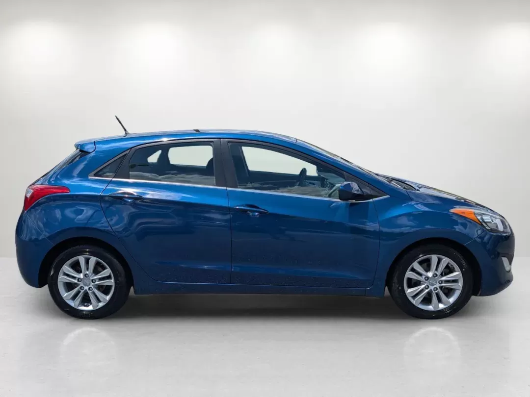2015 /Black Hyundai Elantra GT (KMHD35LH9FU) with an Regular Unleaded I-4 2.0 L/122 engine, 6-Speed Automatic w/OD transmission, located at 5115 14th Ave., Columbus, GA, 31904, (706) 323-0345, 32.511494, -84.971046 - 2015 Hyundai Elantra GT - Photo#3